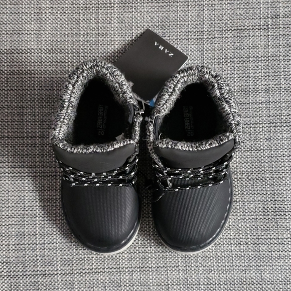 Zara Toddler High Top Boots - Picture 2 of 8